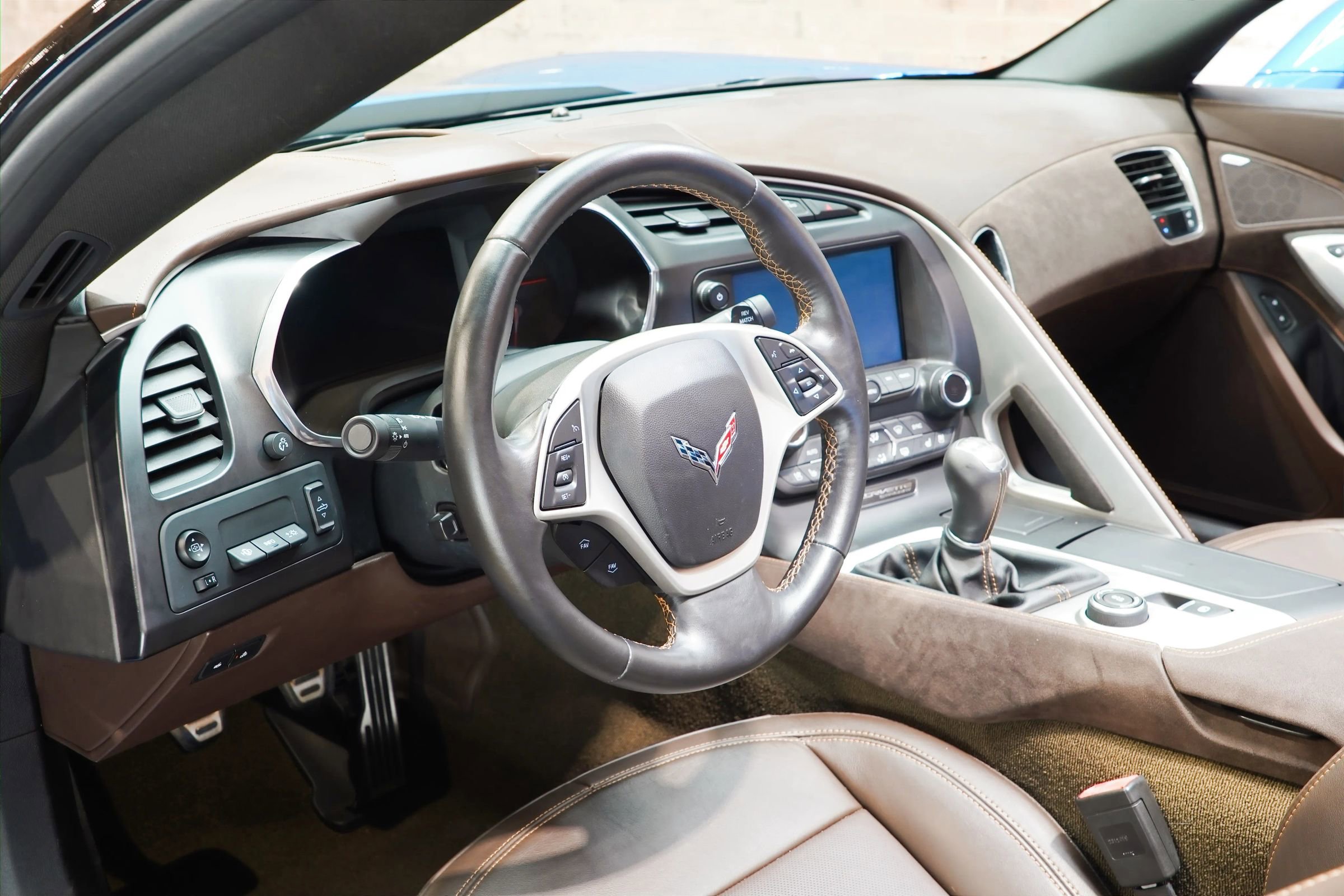Used 2014 Chevrolet Corvette Stingray Convertible w/ 3LT Preferred Equipment Group RWD image 43