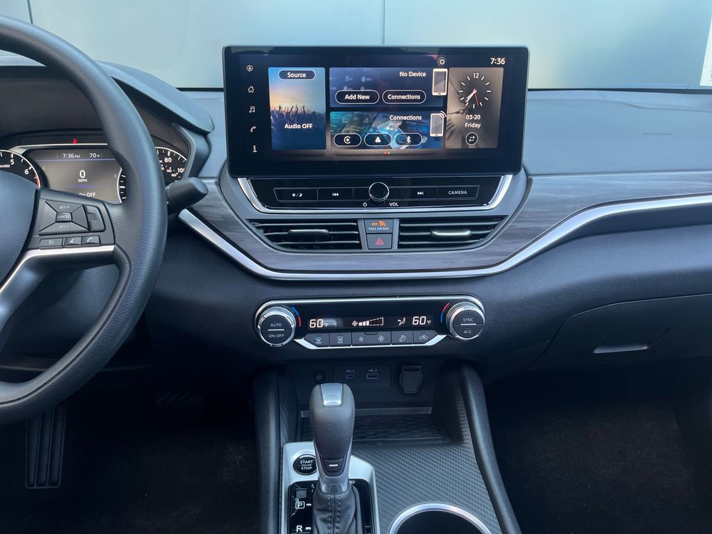 New 2026 Nissan Altima 2.5 SV image 17