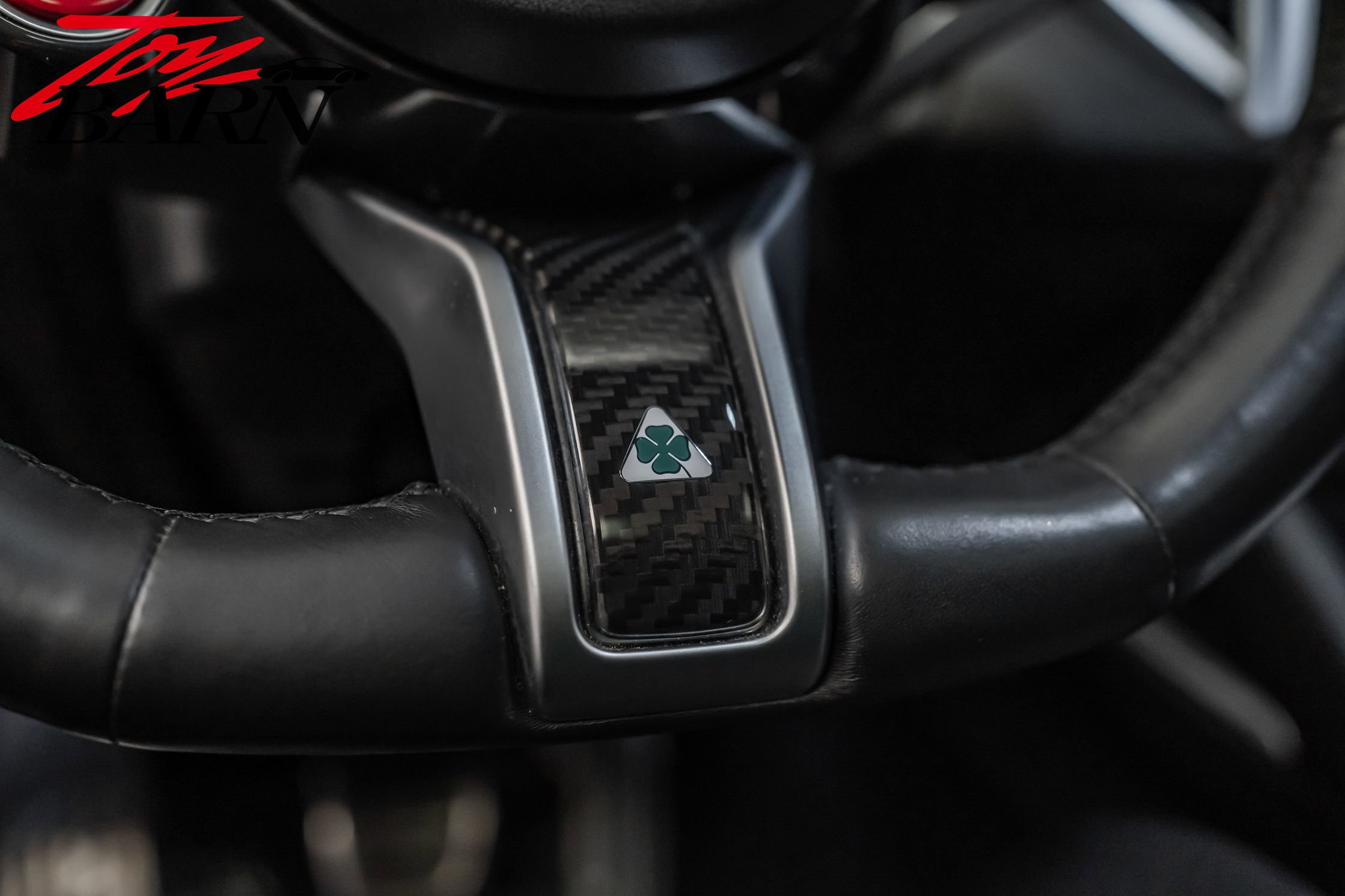 Used 2022 Alfa Romeo Stelvio Quadrifoglio image 34