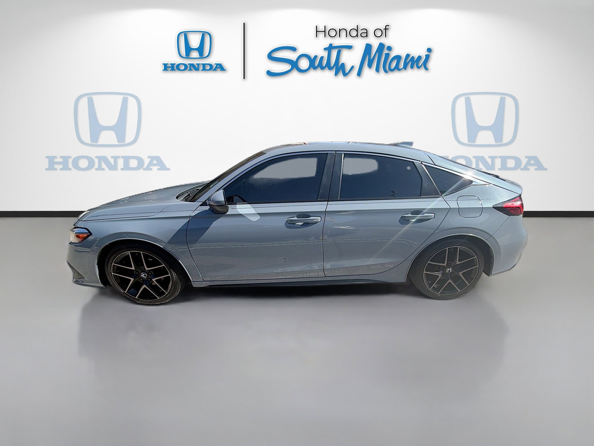 Certified 2024 Honda Civic Sport Touring image 4