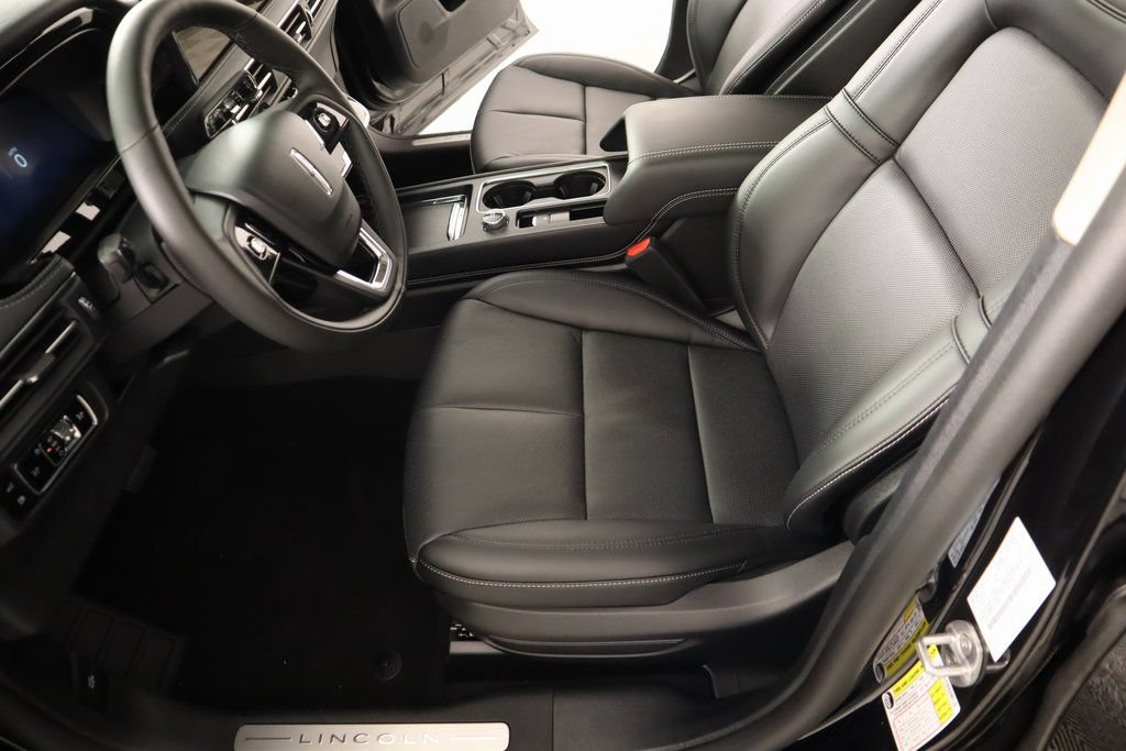 New 2025 Lincoln Corsair Grand Touring AWD/4WD image 12