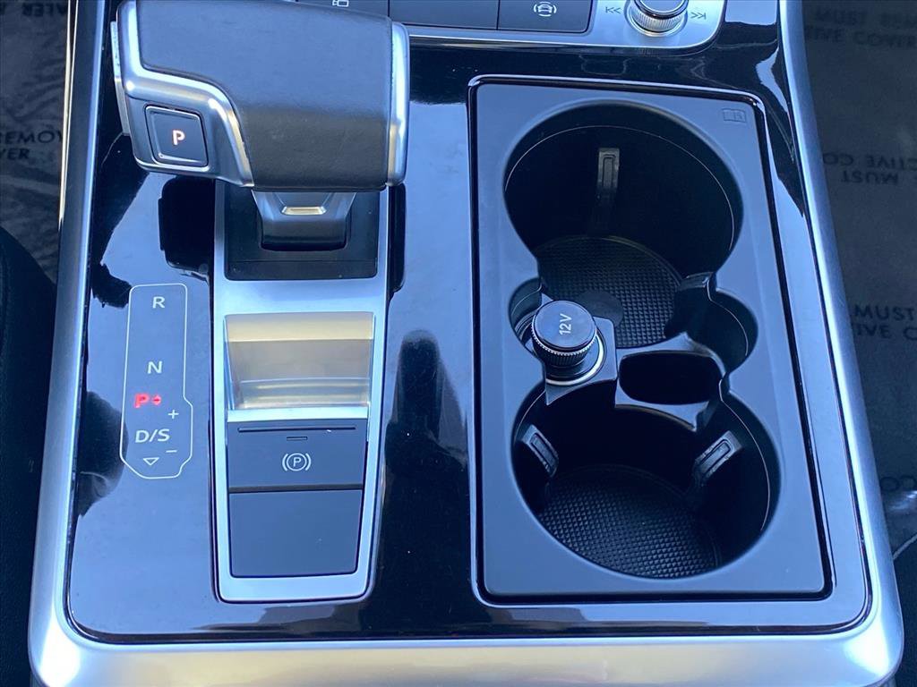 Used 2020 Audi Q7 2.0T Premium w/ Convenience Package image 11