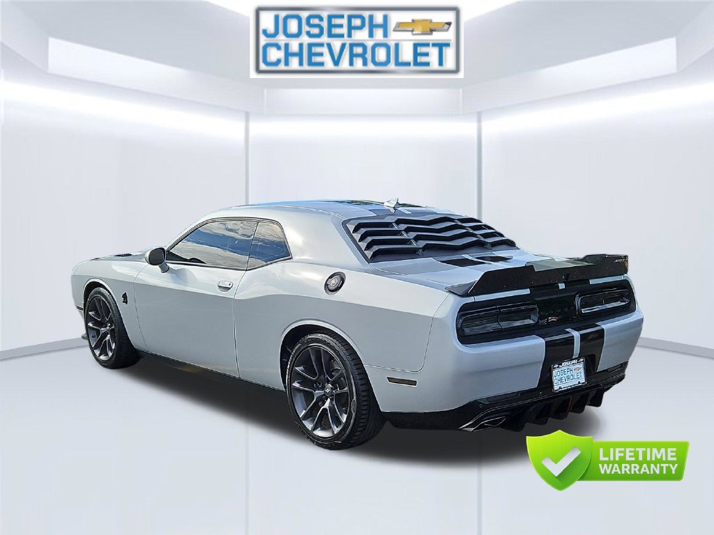 Used 2021 Dodge Challenger R/T Scat Pack RWD image 4