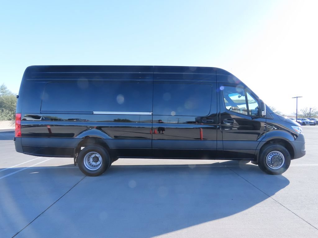 Used 2025 Mercedes-Benz Sprinter 3500 image 4