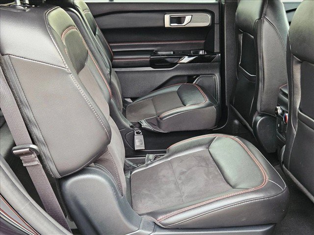 Used 2023 Ford Explorer ST-Line w/ Class IV Trailer Tow Package AWD/4WD image 22