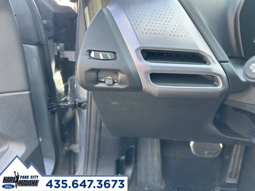 Used 2025 BMW 228i xDrive w/ M Sport Package AWD/4WD image 19