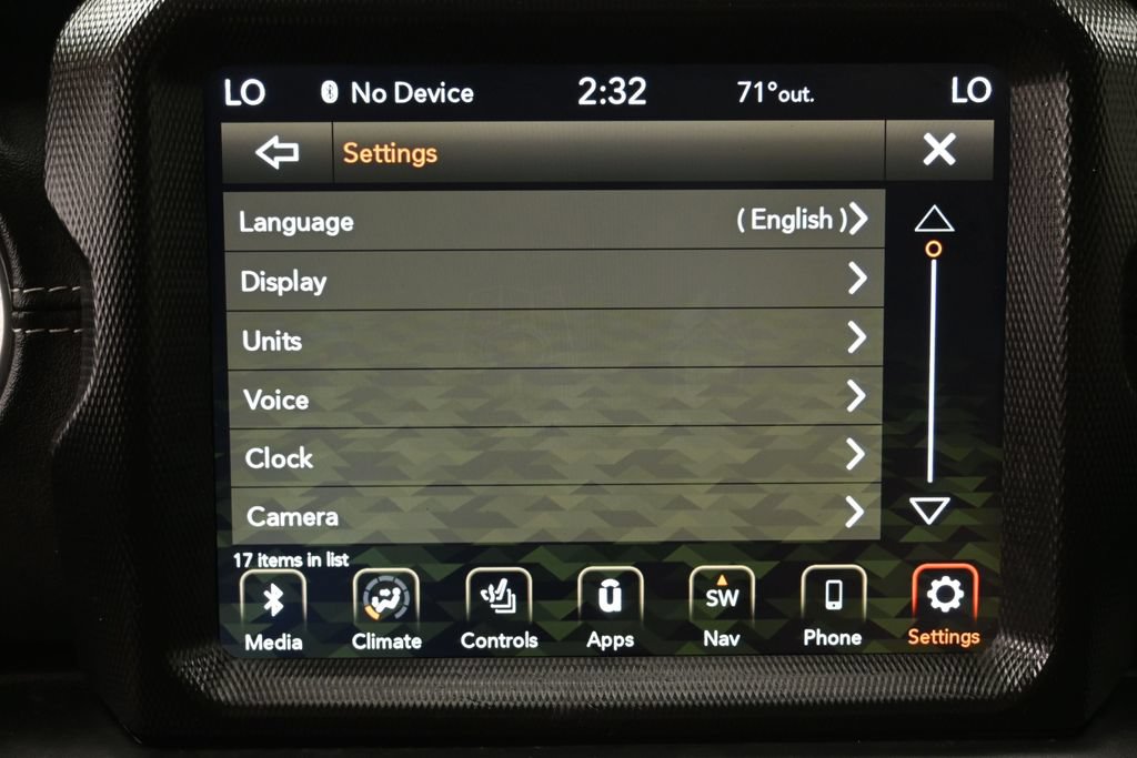 Used 2022 Jeep Wrangler Unlimited Sahara w/ Cold Weather Group AWD/4WD image 18