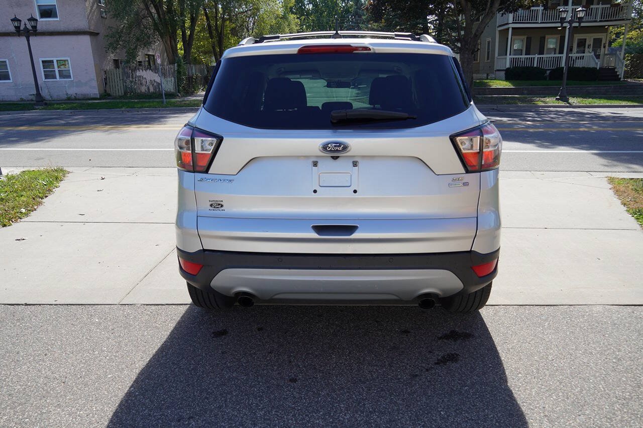 Used 2017 Ford Escape SE w/ Equipment Group 201A AWD/4WD image 21