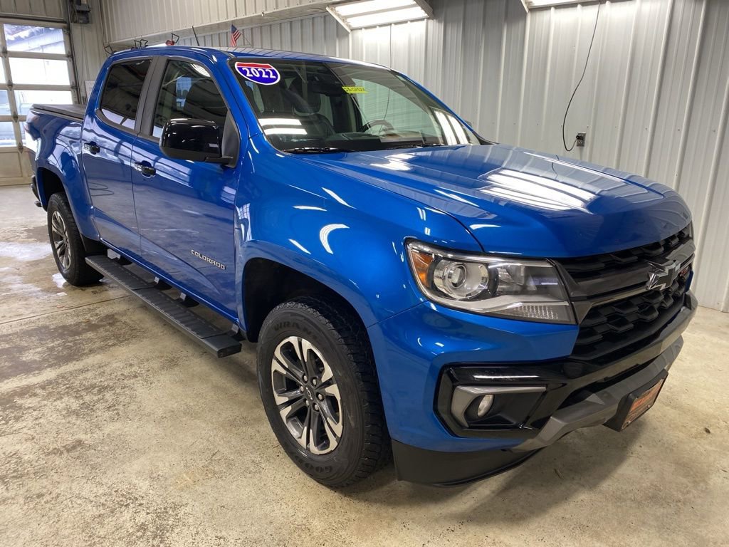 Used 2022 Chevrolet Colorado Z71 w/ Safety Package image 3