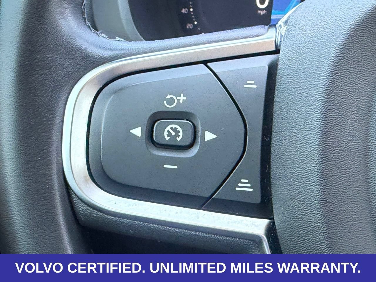 Certified 2024 Volvo XC60 B5 Core AWD/4WD image 19