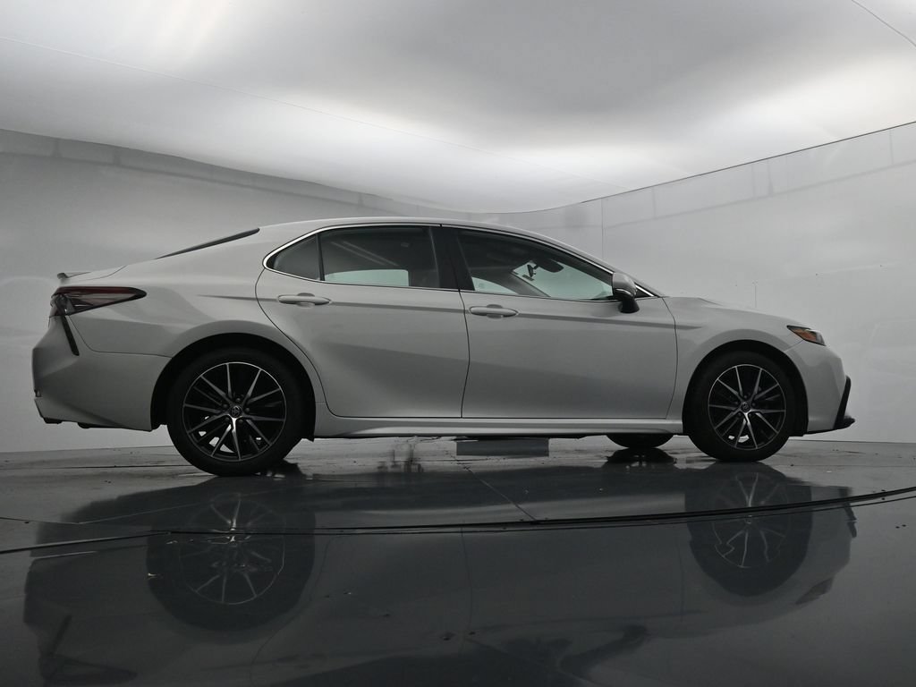 Used 2023 Toyota Camry SE FWD image 38