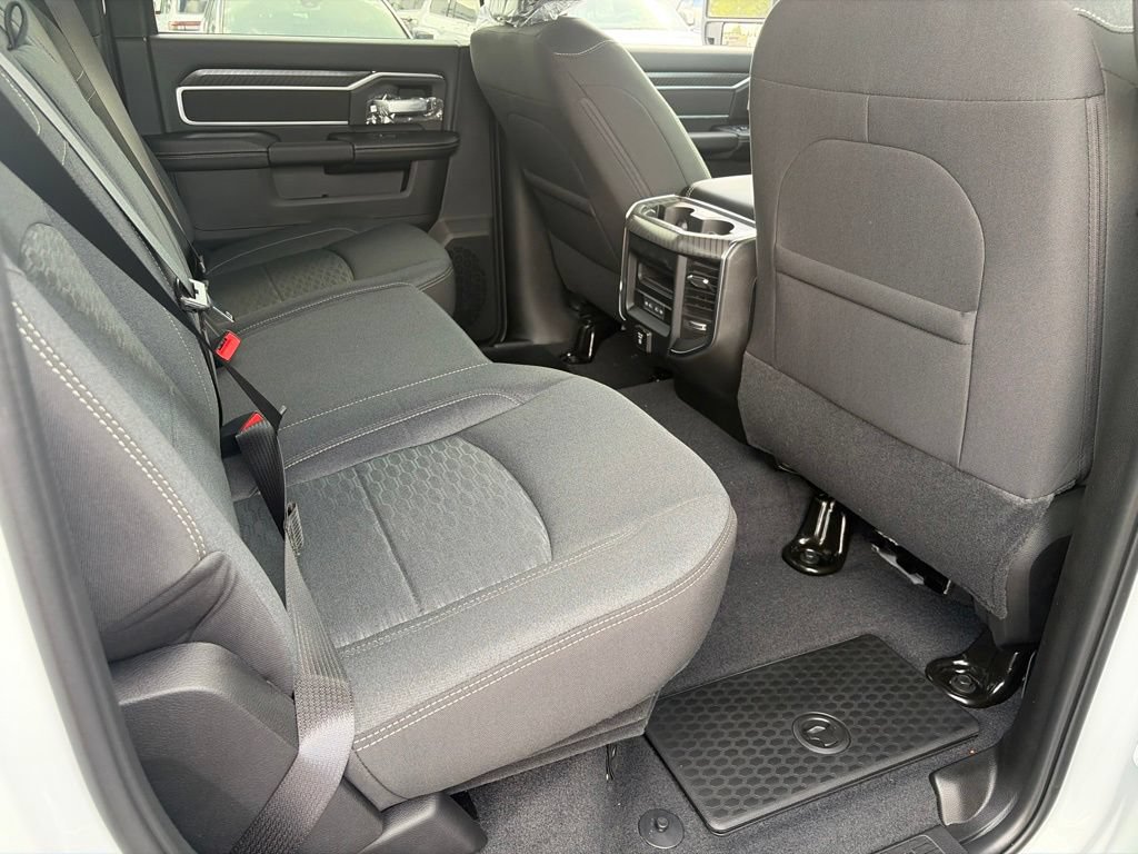 New 2027 RAM 2500 Big Horn AWD/4WD image 13