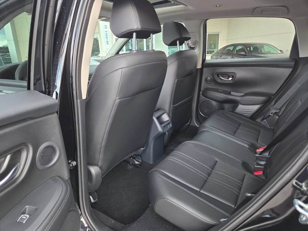 New 2027 Honda HR-V EX-L image 10