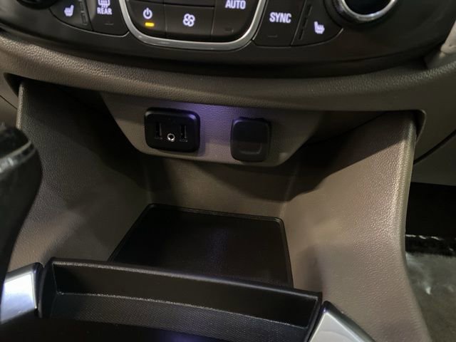 Used 2020 Chevrolet Traverse LT w/ Driver Confidence II Package image 25