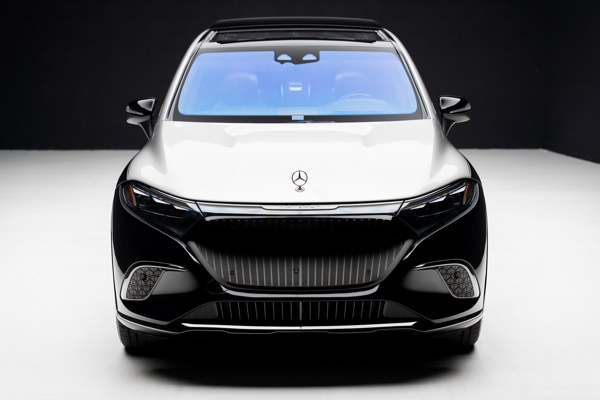 Used 2024 Mercedes-Benz Maybach EQS 680 4MATIC image 5