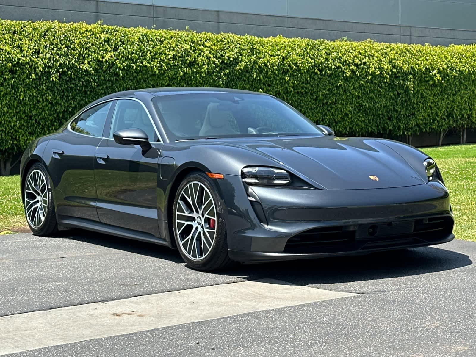 Certified 2020 Porsche Taycan 4S AWD/4WD image 10