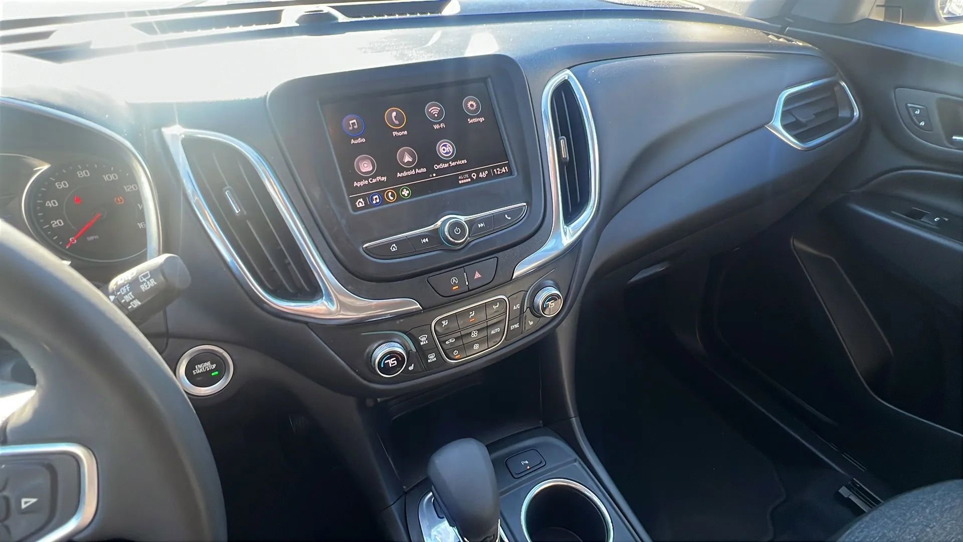 Used 2023 Chevrolet Equinox LT w/ Driver Convenience Package image 18