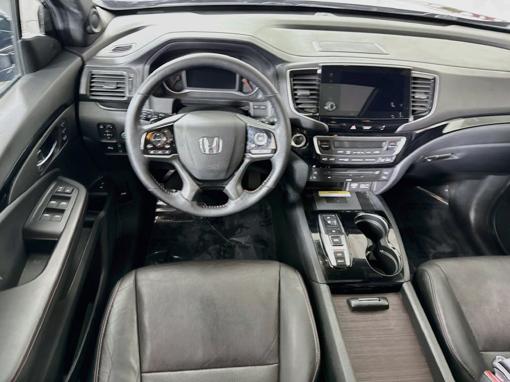 Used 2022 Honda Pilot Black Edition image 3