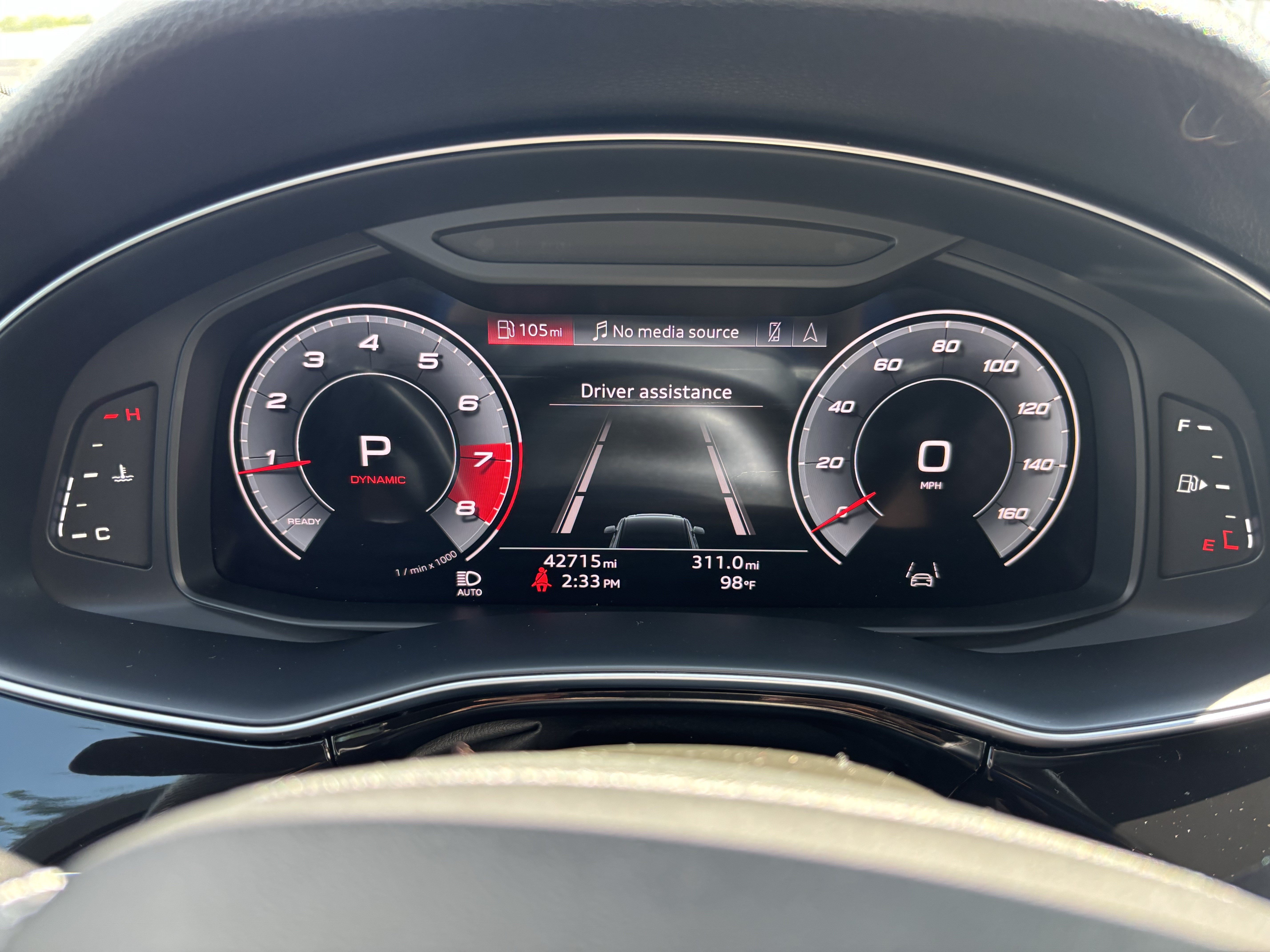 Used 2023 Audi SQ7 Premium Plus AWD/4WD image 25