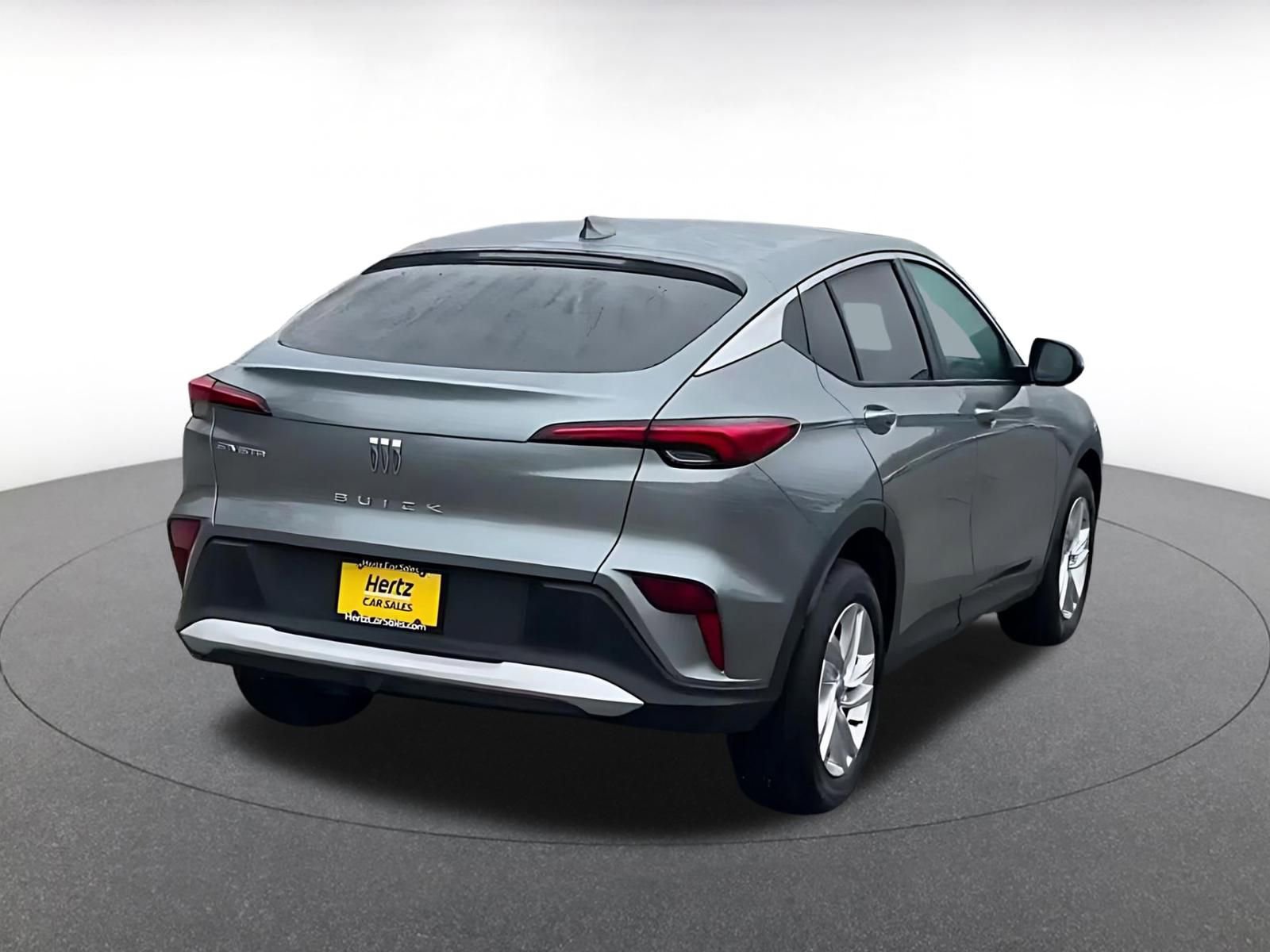 Used 2025 Buick Envista Preferred image 14