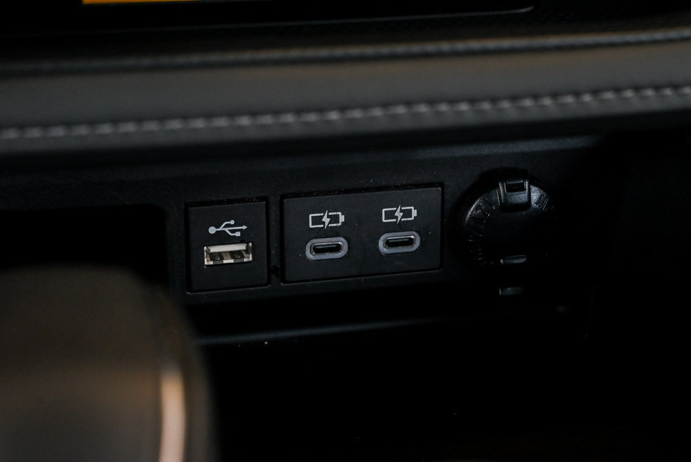 Used 2024 Toyota Highlander XSE FWD image 15