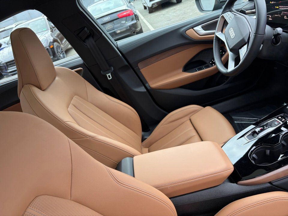 Certified 2025 Audi A5 2.0T Premium Plus Sedan image 32