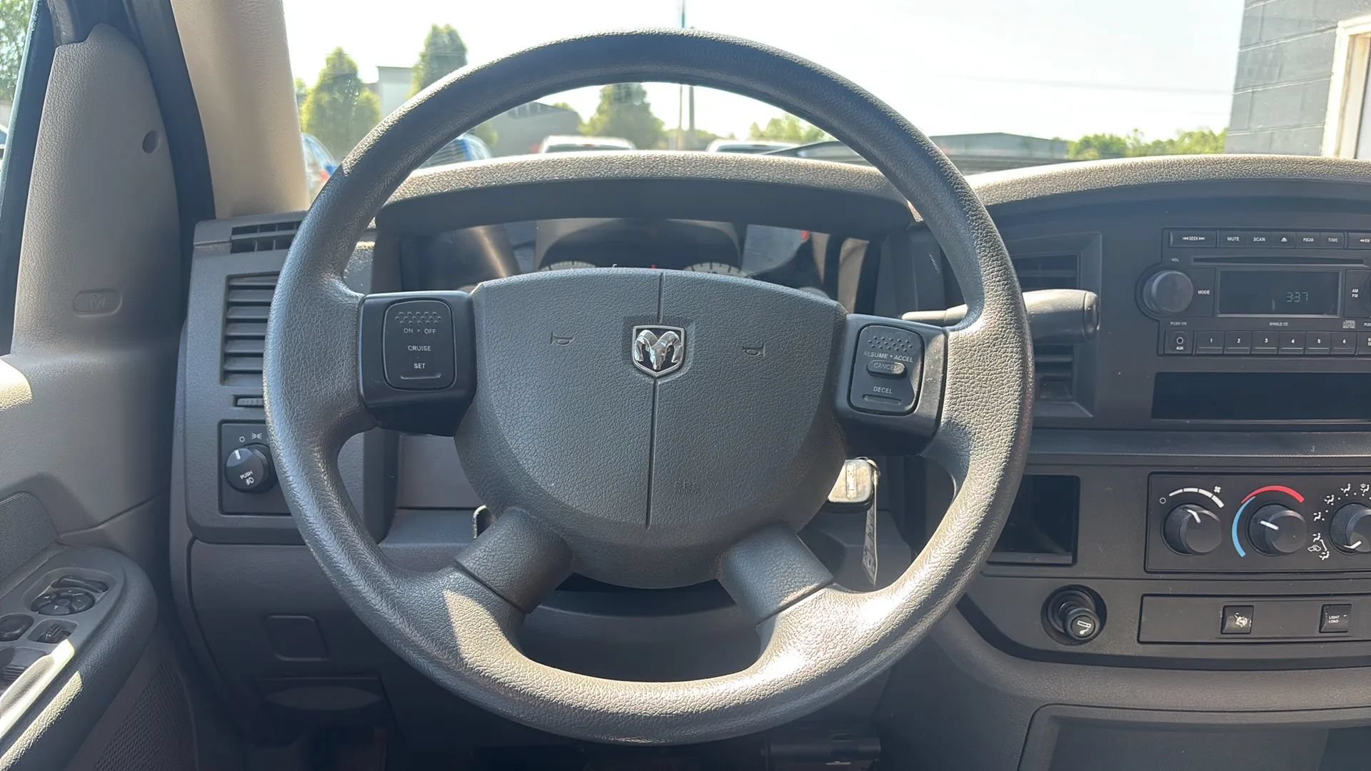 Used 2009 Dodge Ram 2500 Truck SXT AWD/4WD image 21