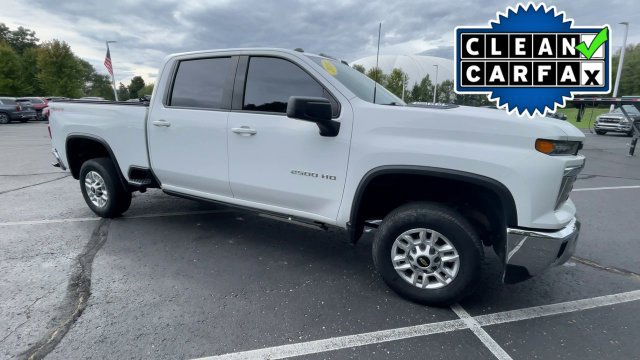 Used 2024 Chevrolet Silverado 2500 LT w/ Convenience Package AWD/4WD image 2