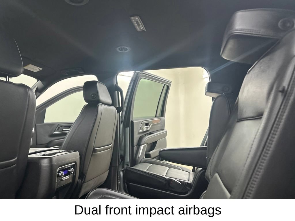 Used 2025 GMC Yukon XL Denali AWD/4WD image 37
