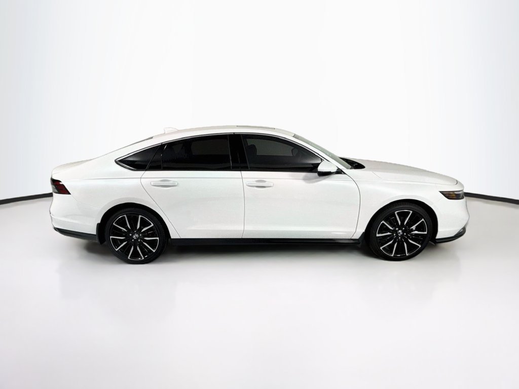 New 2026 Honda Accord Touring image 4