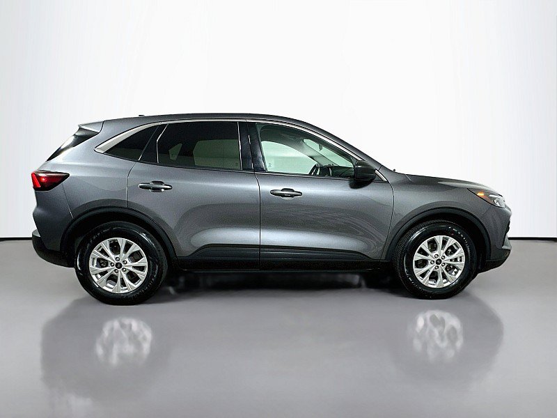Used 2024 Ford Escape Active FWD image 8