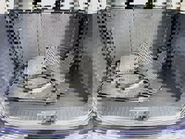 Used 2024 Toyota Highlander Platinum FWD image 26