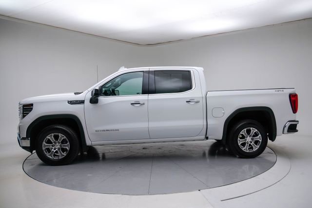 Used 2024 GMC Sierra 1500 SLT image 2