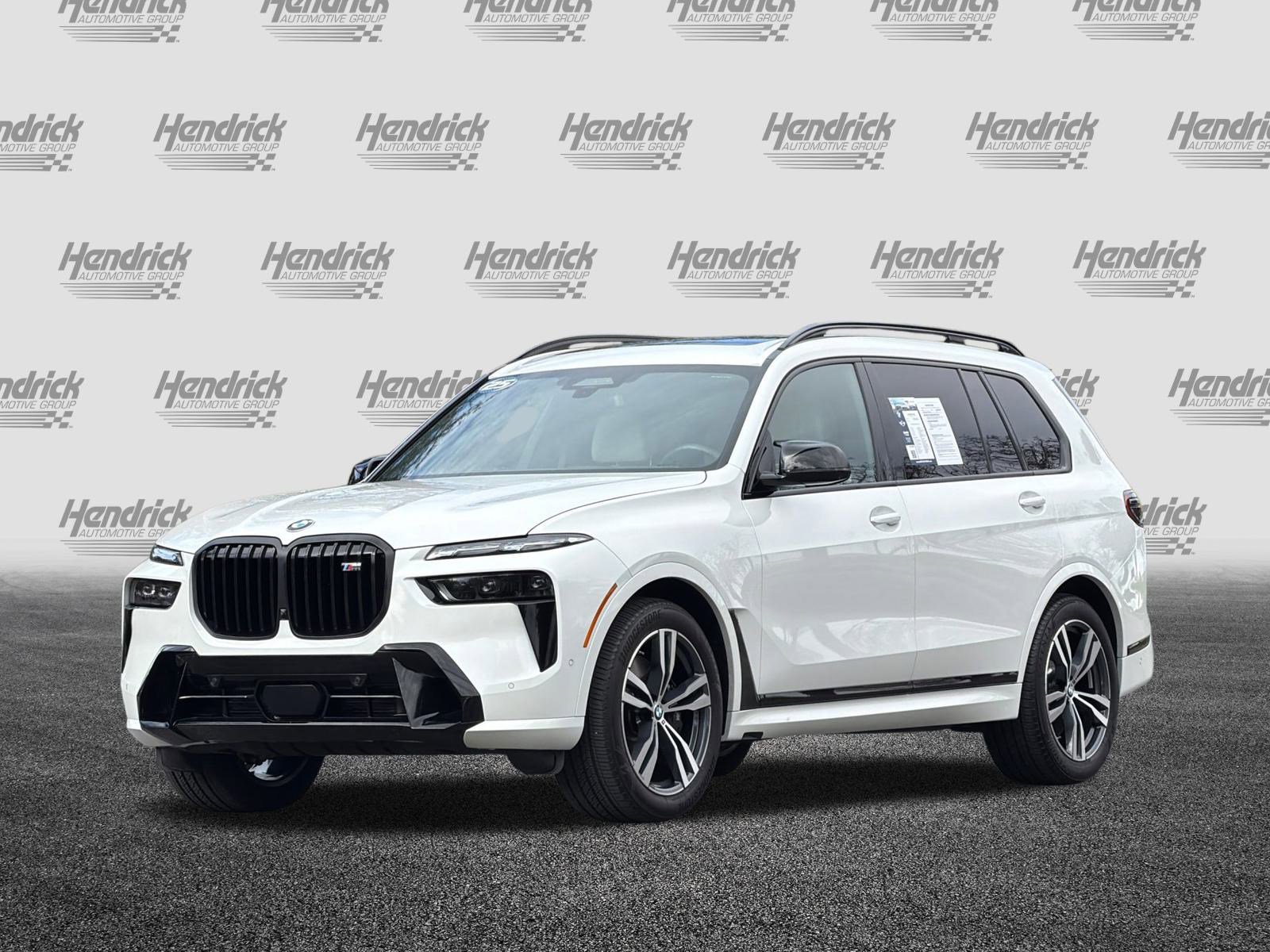 Used 2025 BMW X7 M60i image 9