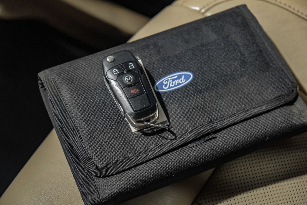 Used 2020 Ford F250 Lariat w/ Lariat Value Package AWD/4WD image 66
