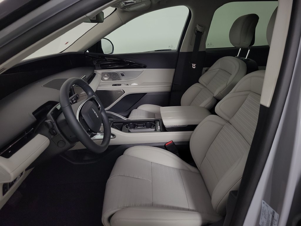New 2026 Lincoln Nautilus Reserve AWD/4WD image 15