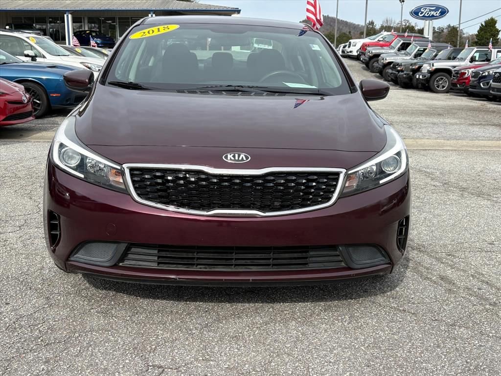 Used 2018 Kia Forte LX image 2