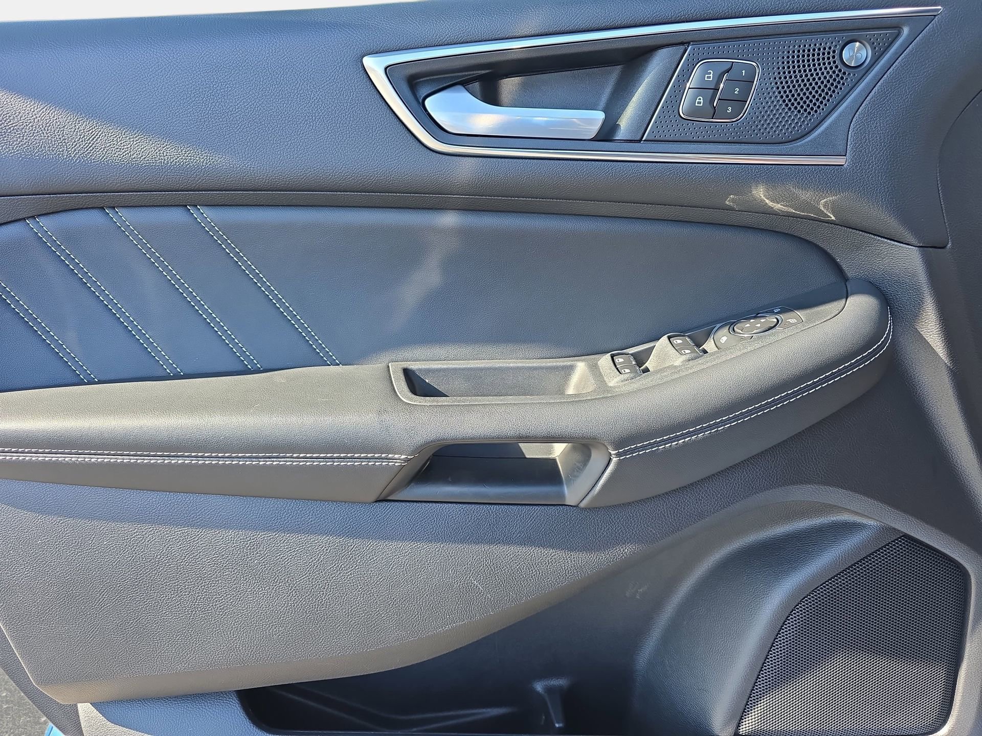 Used 2020 Ford Edge ST w/ Equipment Group 401A image 26