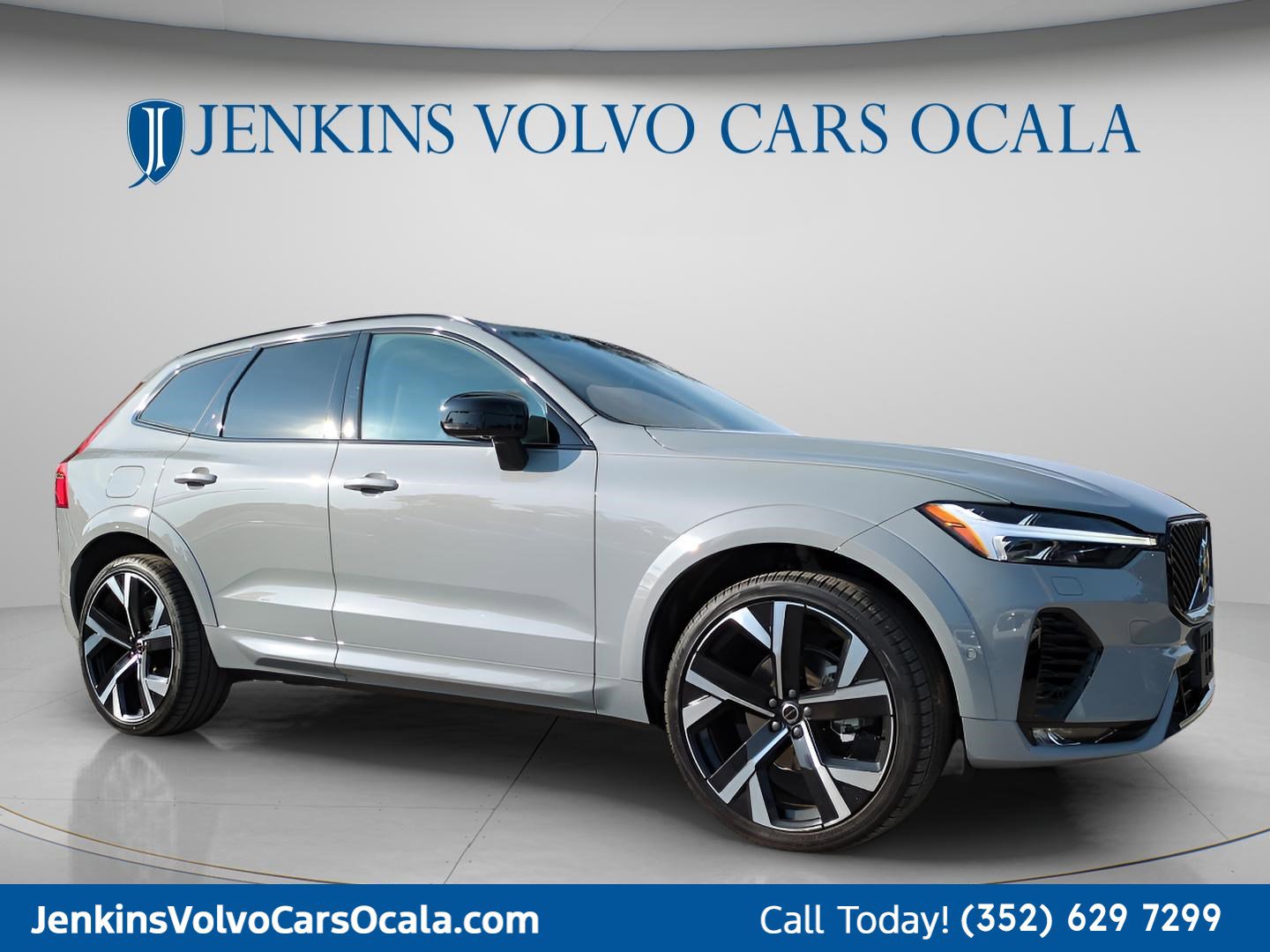 New 2026 Volvo XC60 B5 Ultra w/ Climate Package image 1