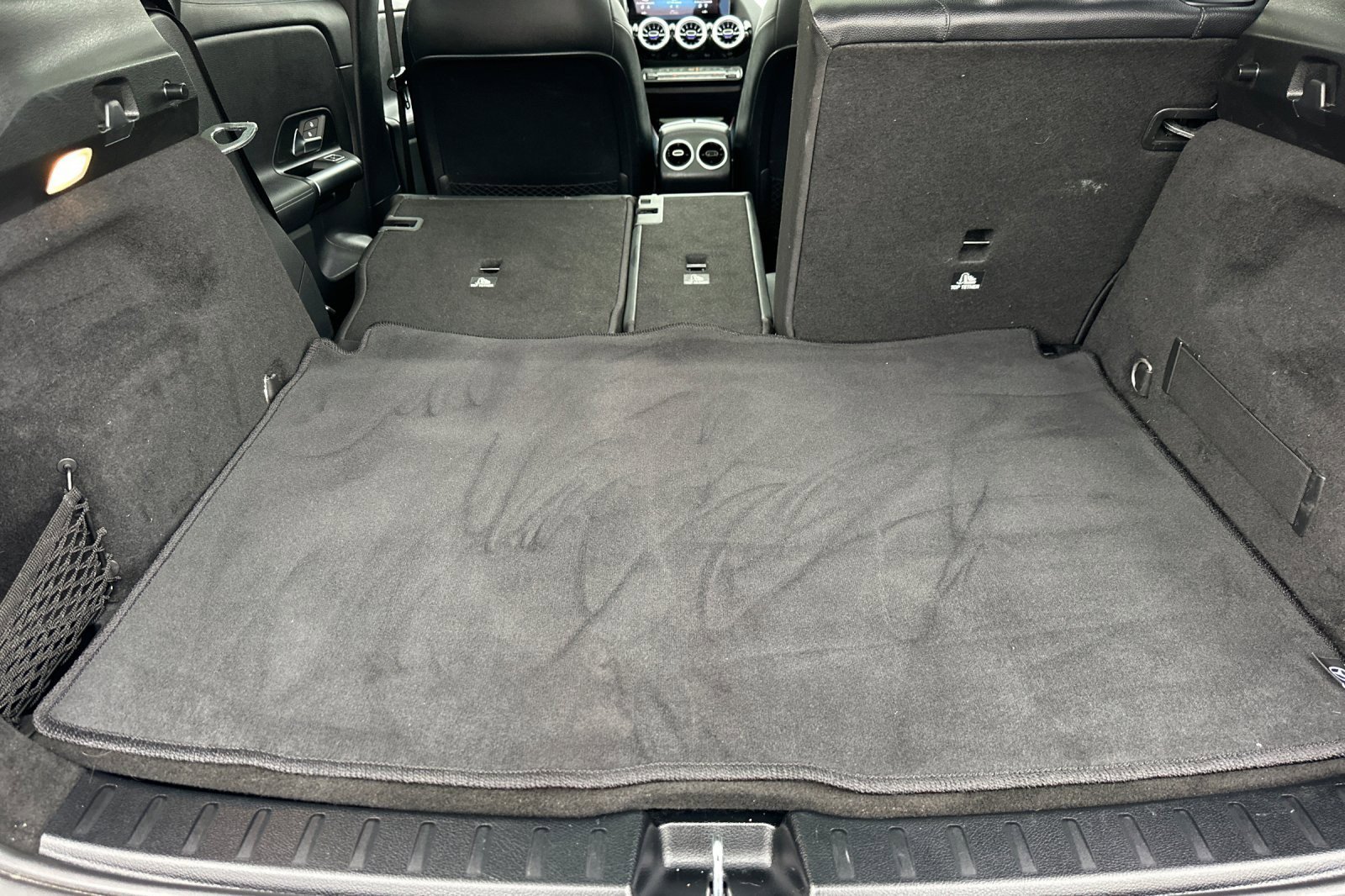 Used 2023 Mercedes-Benz GLA 250 4MATIC w/ Premium Package image 14