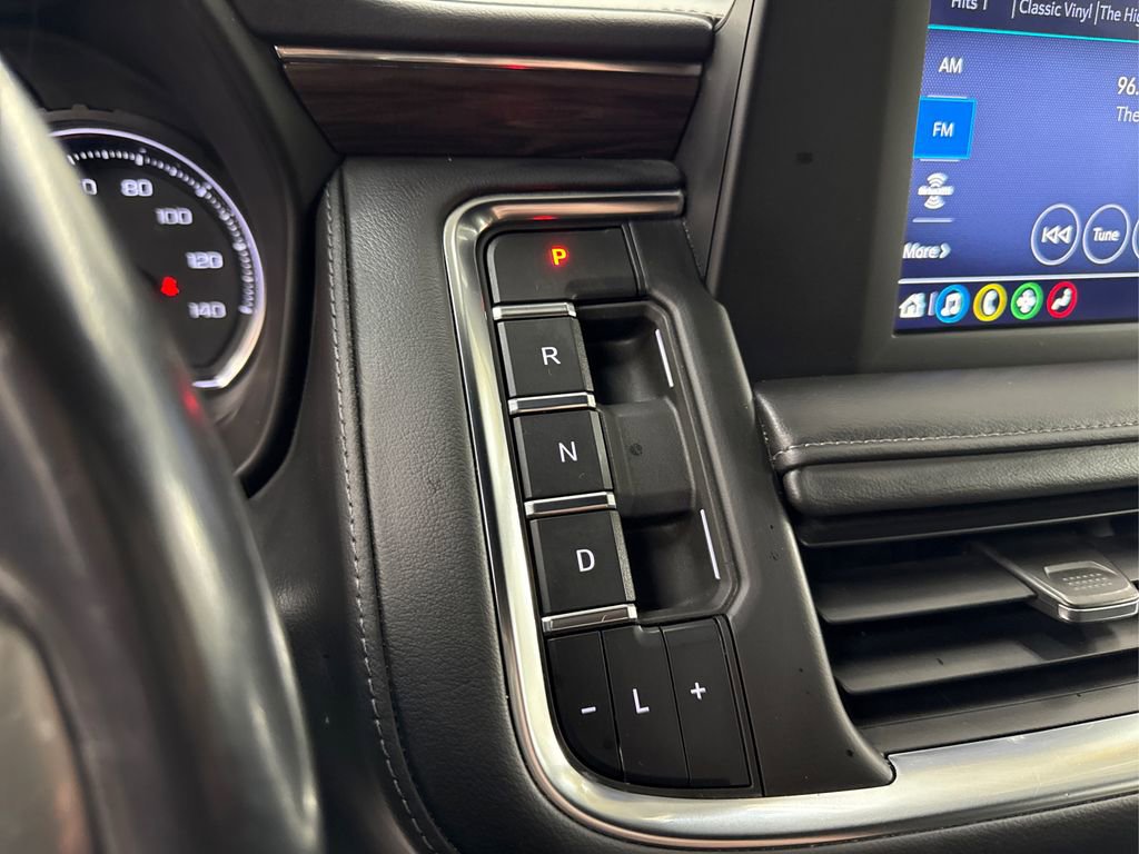 Used 2022 Chevrolet Suburban LS image 35