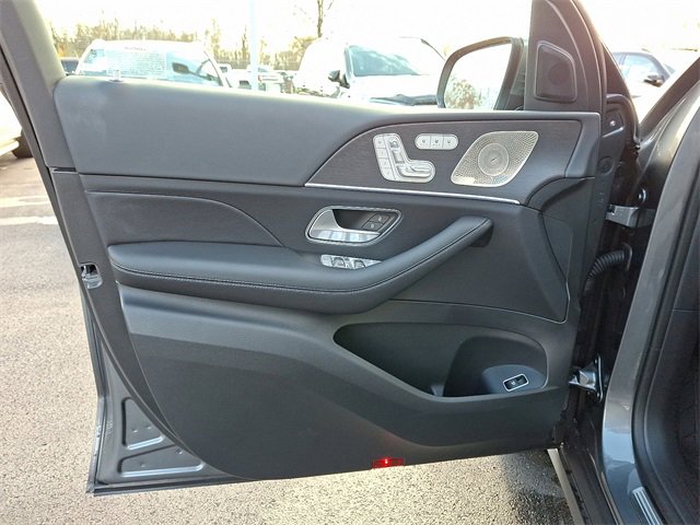Used 2025 Mercedes-Benz GLE 350 4MATIC image 13