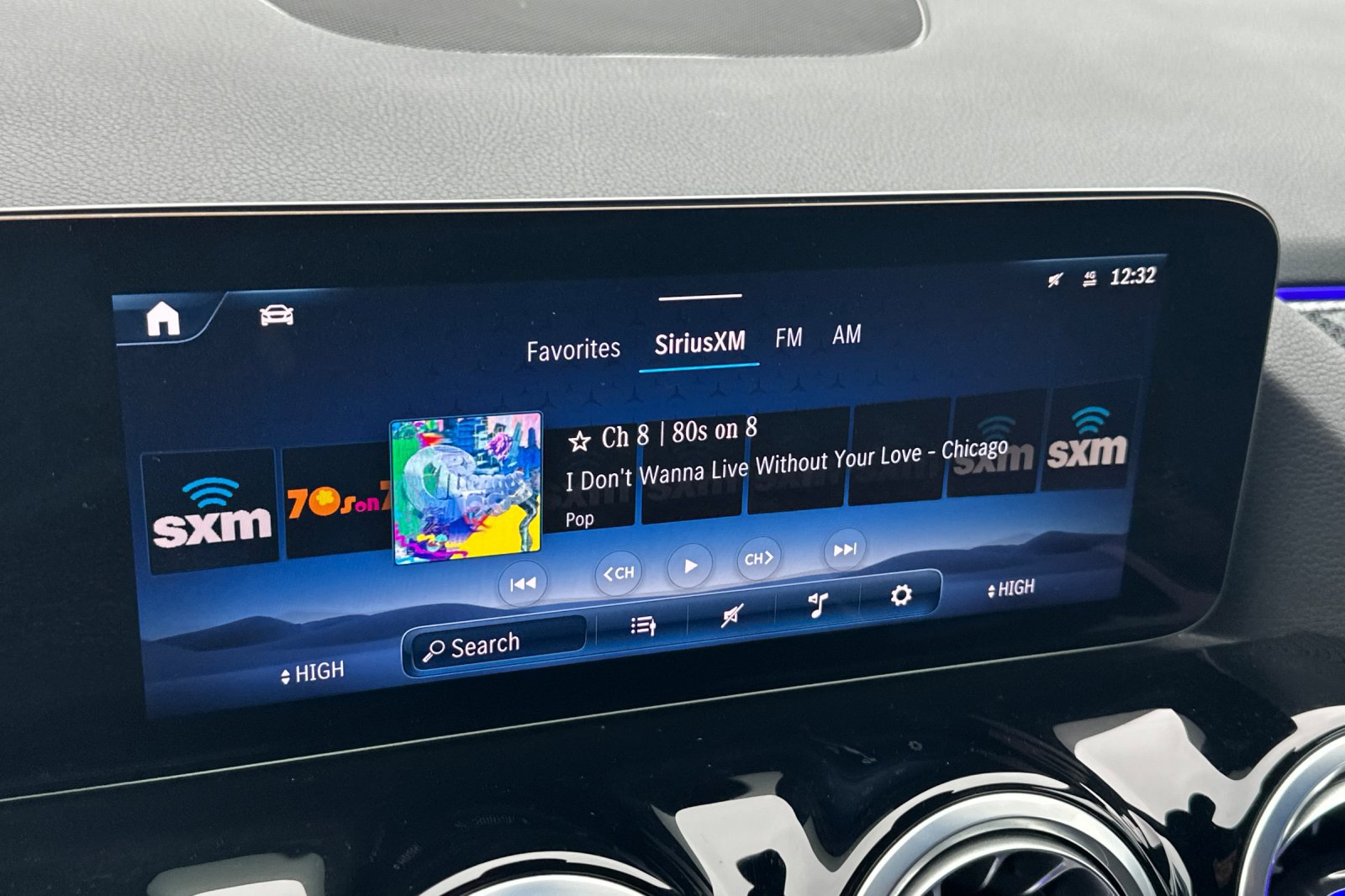 Certified 2025 Mercedes-Benz GLA 250 4MATIC image 18