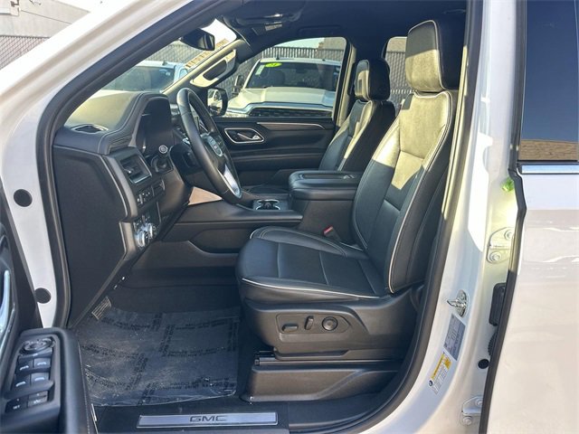 Used 2024 GMC Yukon SLT image 18