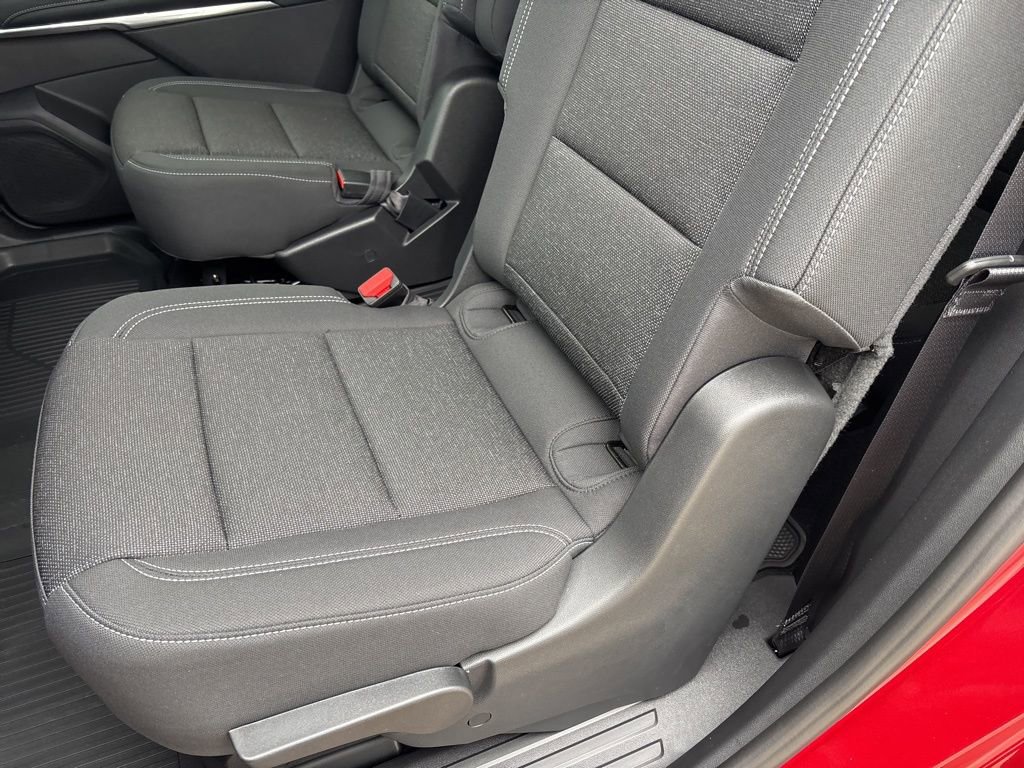 New 2026 Chevrolet Traverse LT w/ Driver Confidence Package image 18