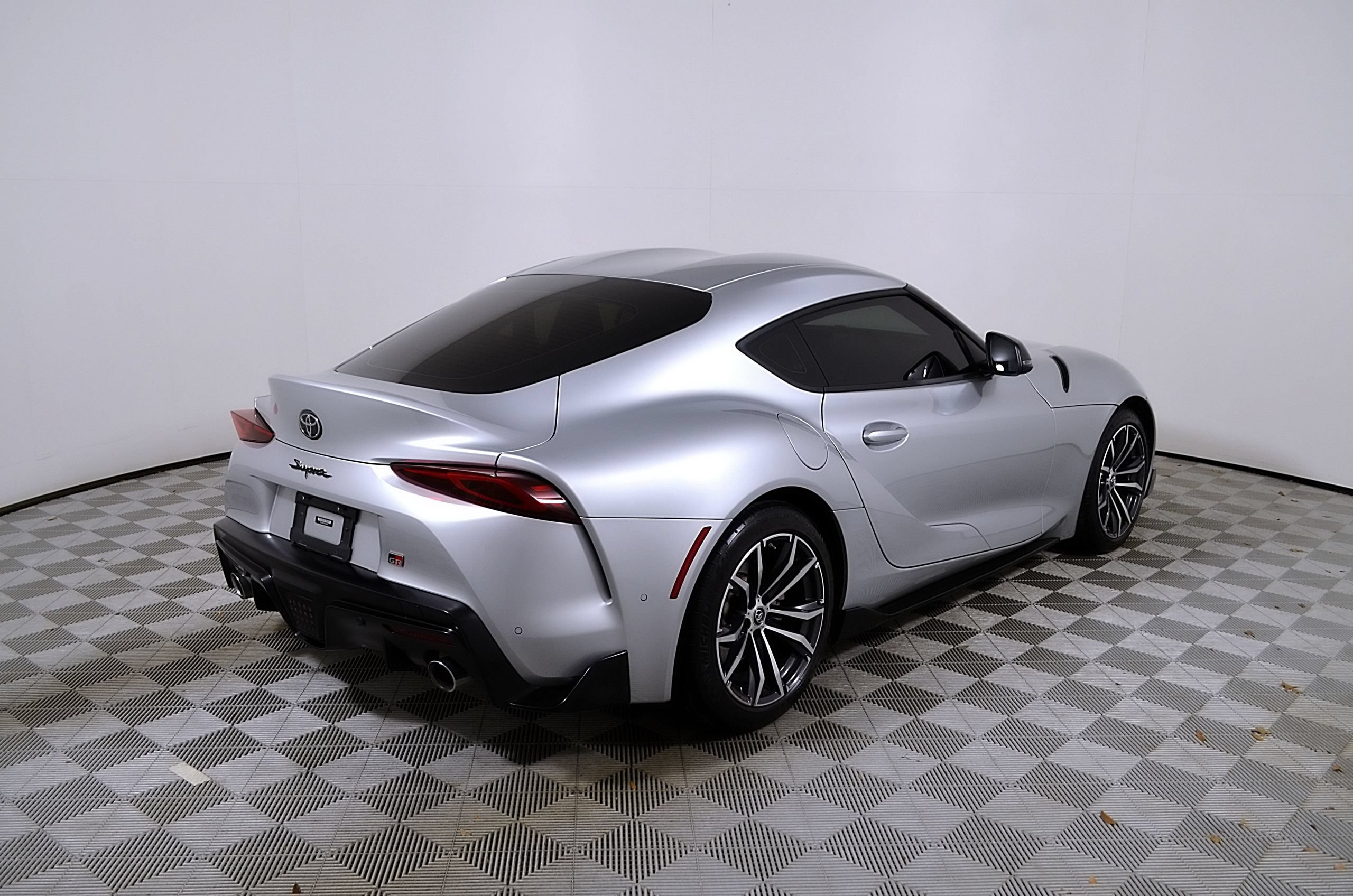 Used 2021 Toyota Supra w/ Safety & Technology Package RWD image 7