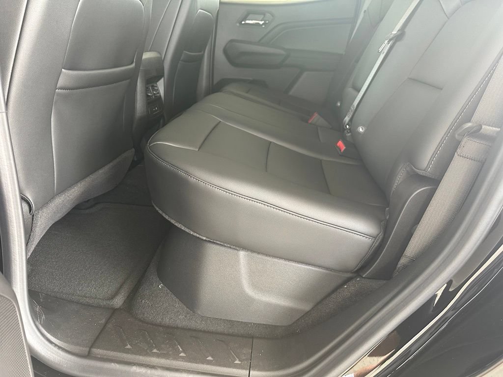 New 2026 GMC Canyon Elevation w/ Convenience Package RWD image 29