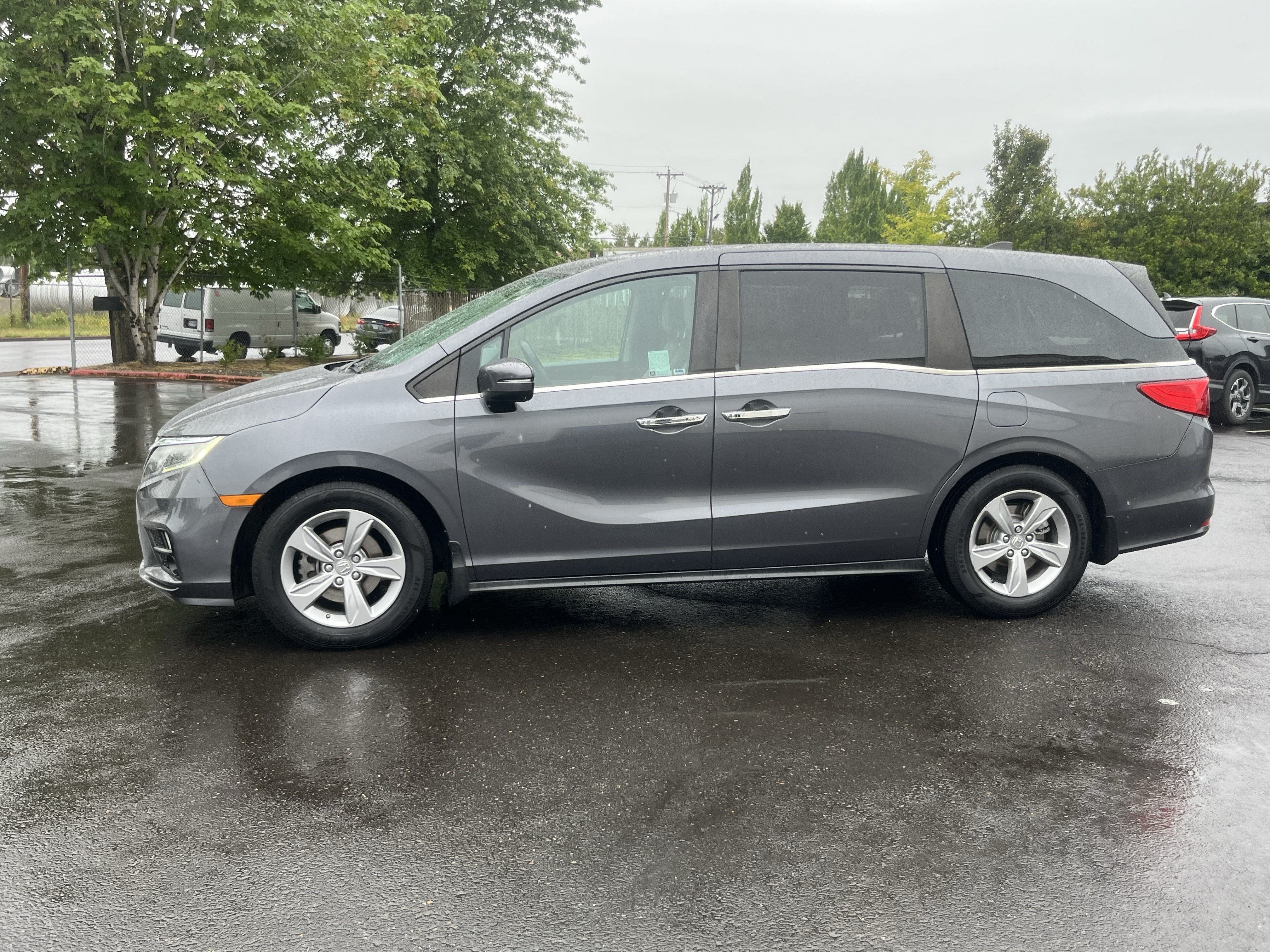 Used 2020 Honda Odyssey EX-L image 2