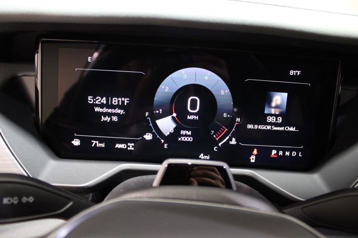 New 2025 GMC Acadia AT4 w/ Super Cruise Package image 18