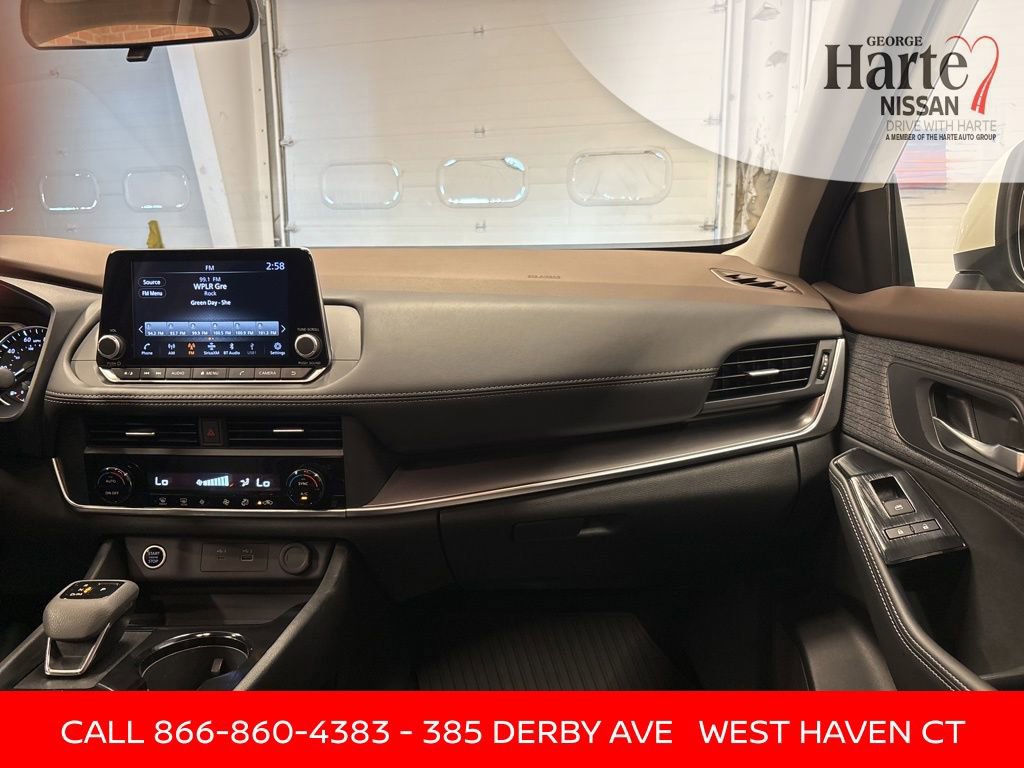 Certified 2023 Nissan Rogue SV image 34